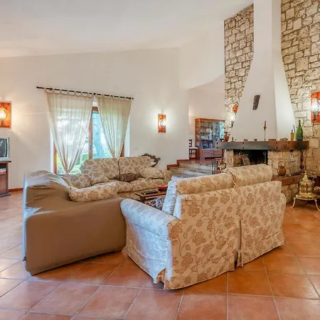 Amazing In With Wifi * Saturnia